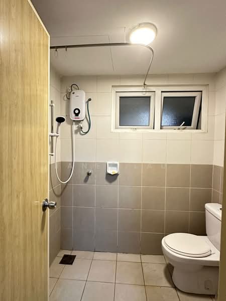 Kondominium untuk Dijual di Casa Desa - Janet Lau - Bathroom - PropertyGuru.com.my