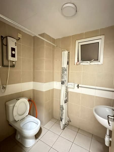 Kondominium untuk Dijual di Casa Desa - Janet Lau - Bathroom - PropertyGuru.com.my