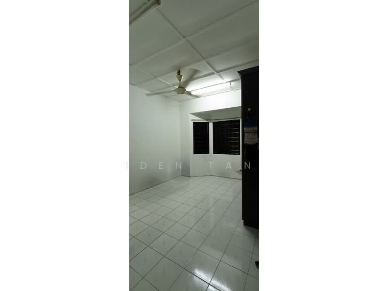 1-storey Terraced House for Sale in Taman Putri Kulai (Kulai) - Iden Tan - Interior - PropertyGuru.com.my