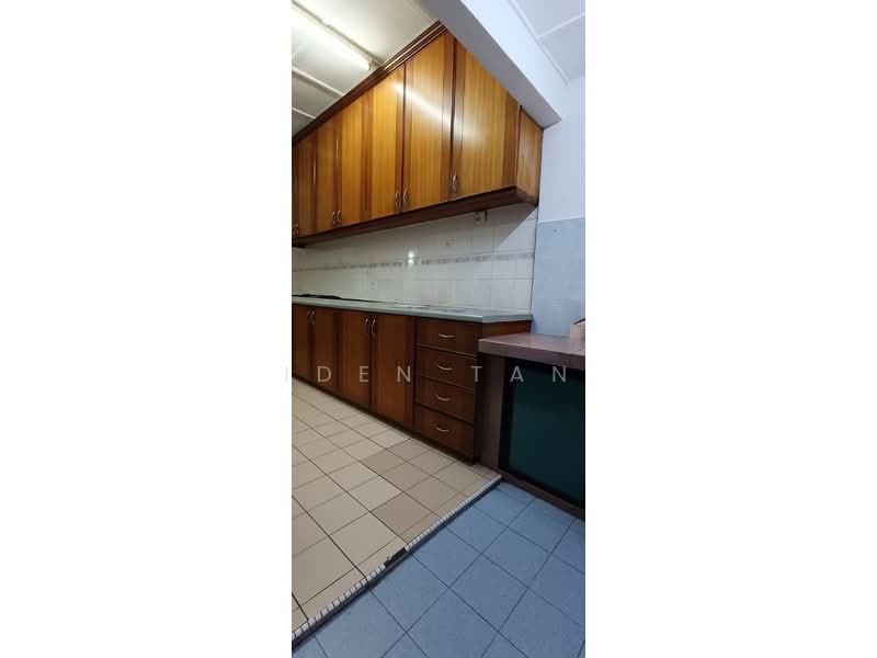 1-storey Terraced House for Sale in Taman Putri Kulai (Kulai) - Iden Tan - Kitchen - PropertyGuru.com.my