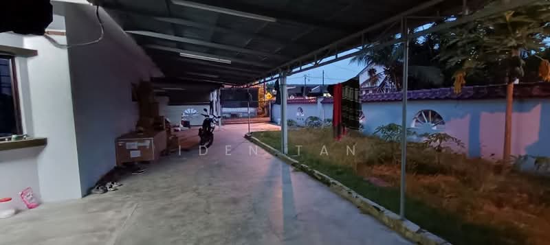 1-storey Terraced House for Sale in Taman Putri Kulai (Kulai) - Iden Tan - Exterior - PropertyGuru.com.my