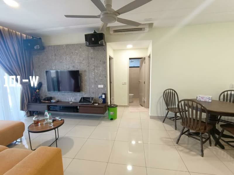 Servis Apartment untuk Disewa di Setia City Residences - Wilson Ng - Living Room - PropertyGuru.com.my