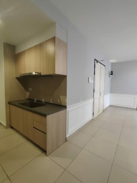 Service Residence for Rent at KL Gateway Premium Residences - Felis See - Kitchen - PropertyGuru.com.my