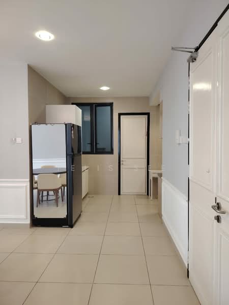 Service Residence for Rent at KL Gateway Premium Residences - Felis See - Kitchen - PropertyGuru.com.my
