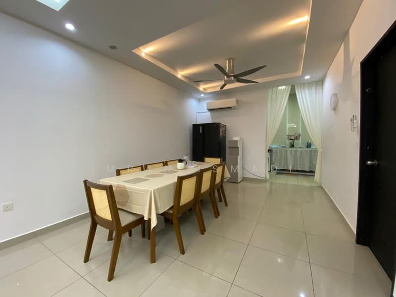 2-storey Terraced House for Sale in Kajang (Selangor) - Imran Ismadi - Dining Room - PropertyGuru.com.my