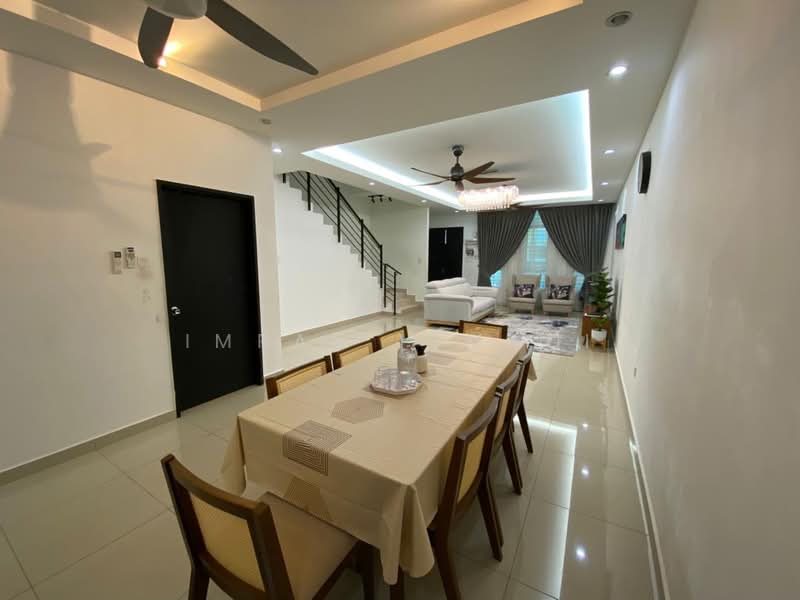 2-storey Terraced House for Sale in Kajang (Selangor) - Imran Ismadi - Dining Room - PropertyGuru.com.my