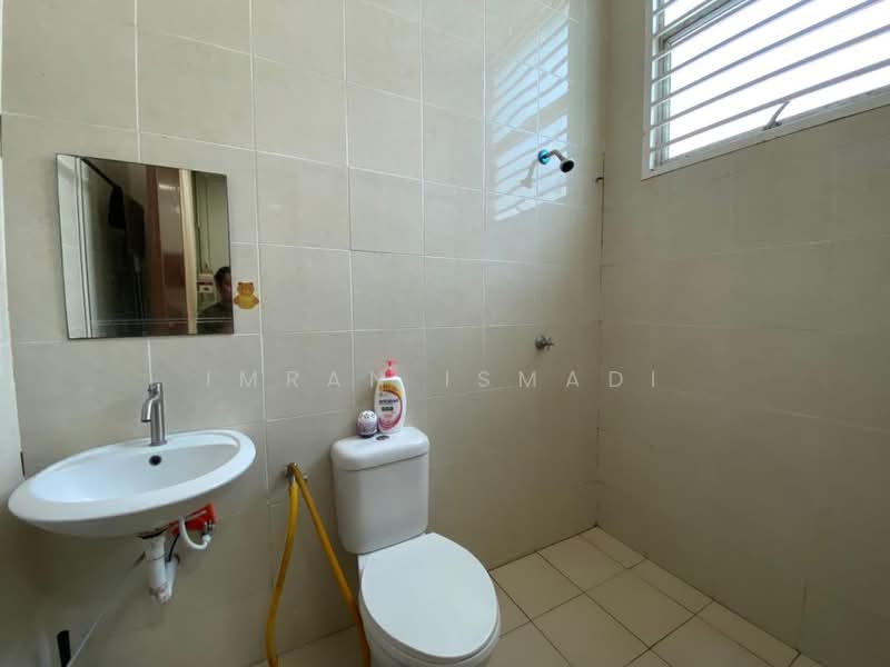 2-storey Terraced House for Sale in Kajang (Selangor) - Imran Ismadi - Bathroom - PropertyGuru.com.my