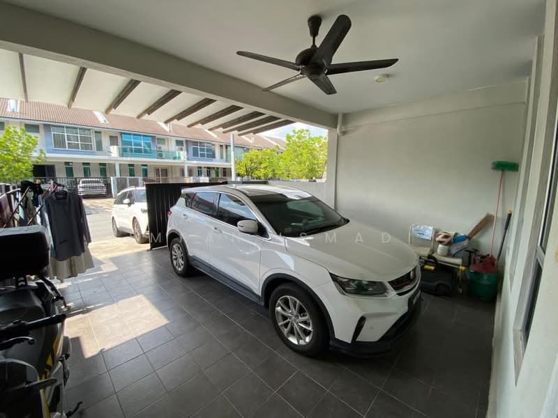 2-storey Terraced House for Sale in Kajang (Selangor) - Imran Ismadi - Exterior - PropertyGuru.com.my