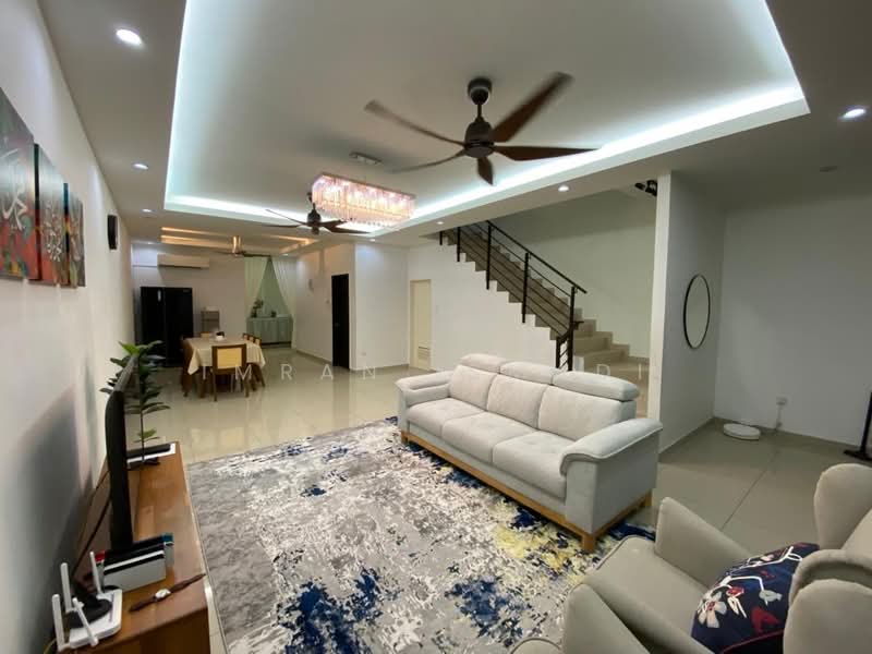 2-storey Terraced House for Sale in Kajang (Selangor) - Imran Ismadi - Living Room - PropertyGuru.com.my