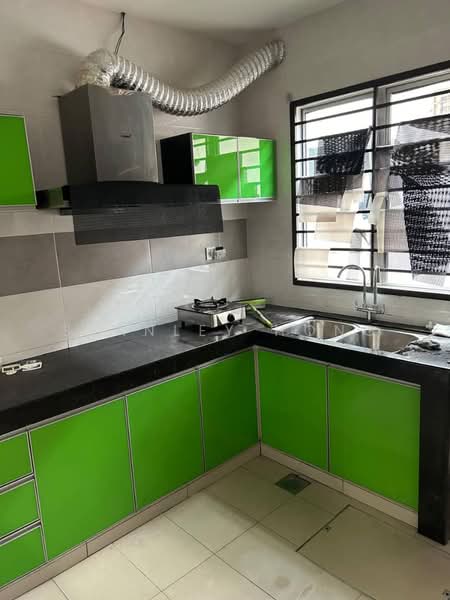 2-storey Terraced House for Rent in Setia Indah (Setia Alam) - Stanley Hong - Kitchen - PropertyGuru.com.my