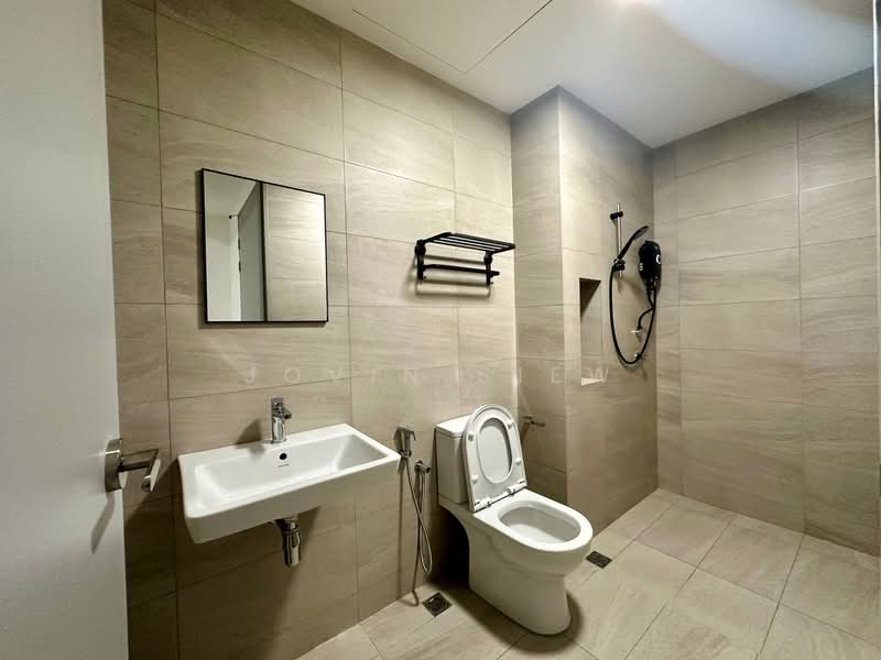Kondominium untuk Disewa di Skyline KL - Jovin Siew - Master Bathroom - PropertyGuru.com.my