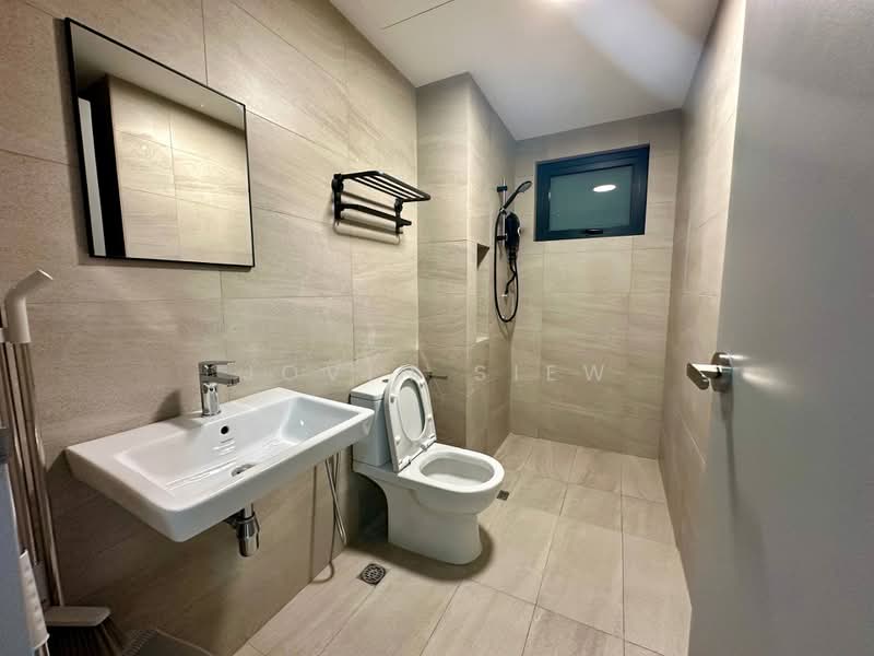 Kondominium untuk Disewa di Skyline KL - Jovin Siew - Common Bathroom - PropertyGuru.com.my