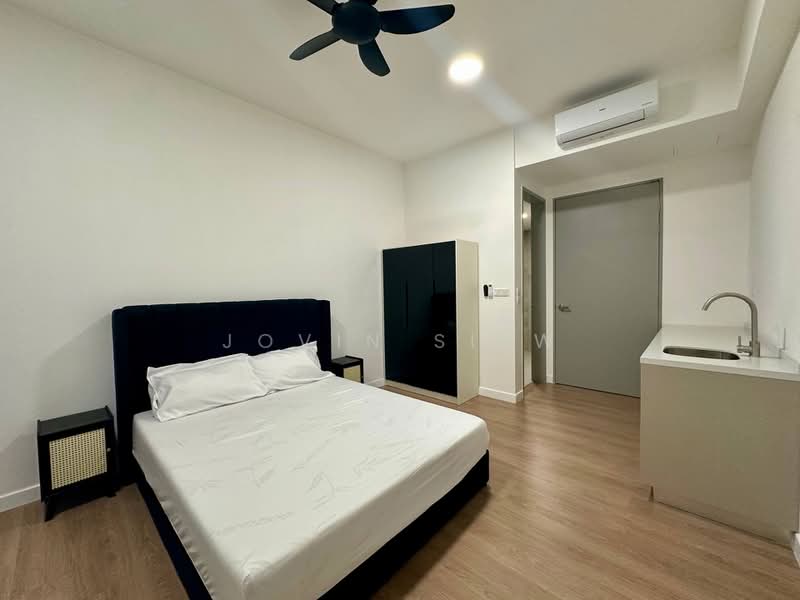Kondominium untuk Disewa di Skyline KL - Jovin Siew - Master Bedroom - PropertyGuru.com.my