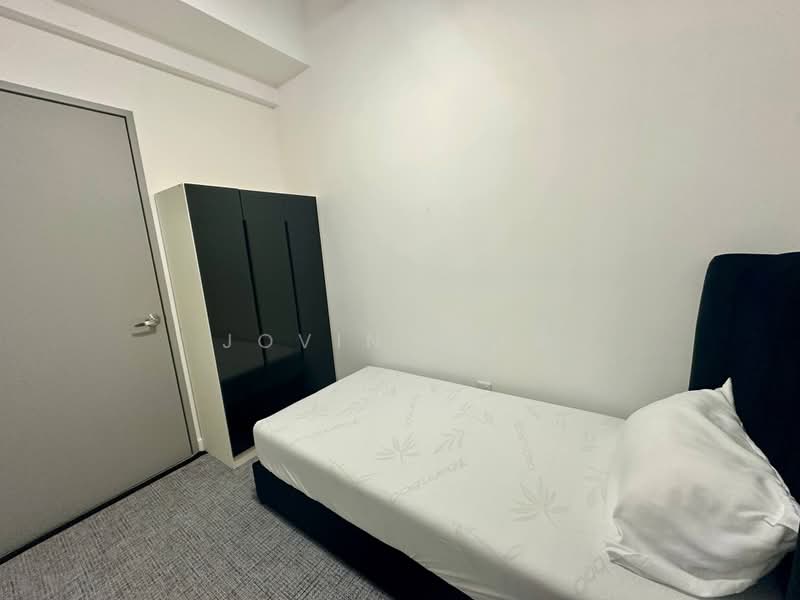 Kondominium untuk Disewa di Skyline KL - Jovin Siew - Small Bedroom - PropertyGuru.com.my