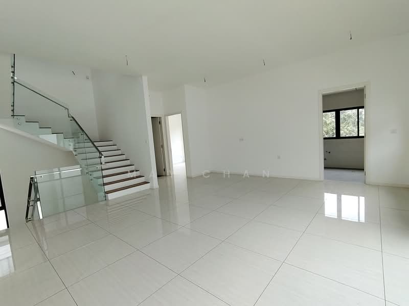 Rumah Banglo untuk Dijual di Bandar Sungai Long (Selangor) - May Chan - Living Room - PropertyGuru.com.my