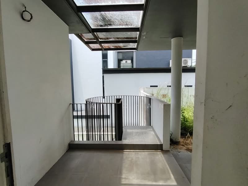 Rumah Banglo untuk Dijual di Bandar Sungai Long (Selangor) - May Chan - Exterior - PropertyGuru.com.my
