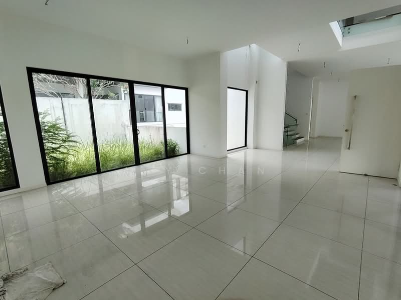 Rumah Banglo untuk Dijual di Bandar Sungai Long (Selangor) - May Chan - Living Room - PropertyGuru.com.my