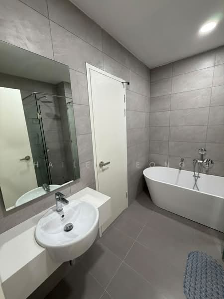Service Residence for Rent at Dorsett Waterfront Subang - Hailey Leong - Bathroom - PropertyGuru.com.my