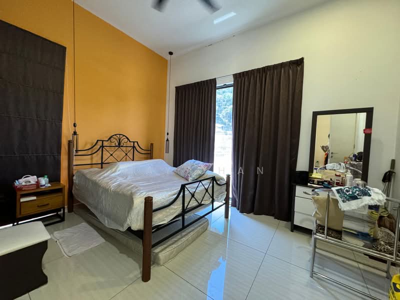 Rumah Banglo untuk Dijual di Bandar Sungai Long (Selangor) - May Chan - Bedroom - PropertyGuru.com.my