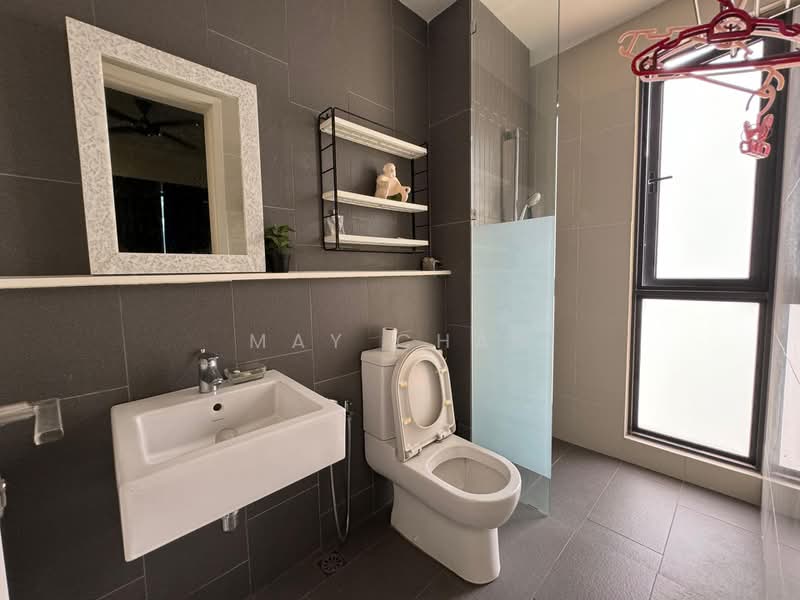 Rumah Banglo untuk Dijual di Bandar Sungai Long (Selangor) - May Chan - Bathroom - PropertyGuru.com.my