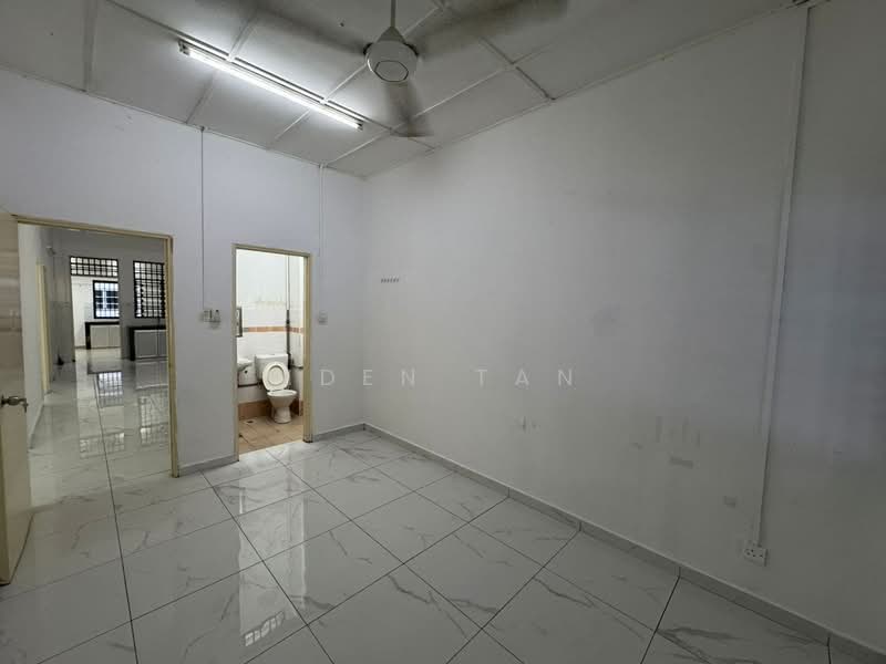 1-storey Terraced House for Sale in Bukit Indah (Iskandar Puteri (Nusajaya)) - Iden Tan - Interior - PropertyGuru.com.my