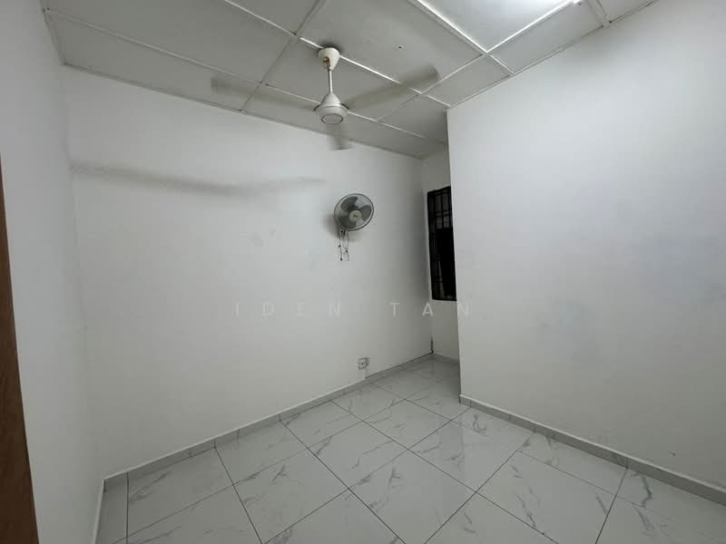 1-storey Terraced House for Sale in Bukit Indah (Iskandar Puteri (Nusajaya)) - Iden Tan - Interior - PropertyGuru.com.my