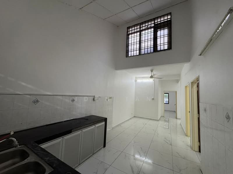 1-storey Terraced House for Sale in Bukit Indah (Iskandar Puteri (Nusajaya)) - Iden Tan - Kitchen - PropertyGuru.com.my