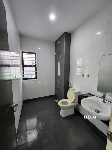 Terraced House for Rent in Bandar Bukit Raja (Klang) - Cassey Lim - Bathroom - PropertyGuru.com.my