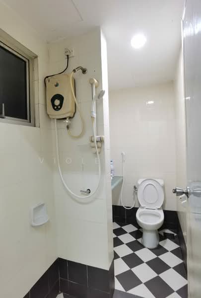 Servis Apartment untuk Disewa di The Embassy (Bangunan Duta Impian) - Violet Ng - Bathroom - PropertyGuru.com.my