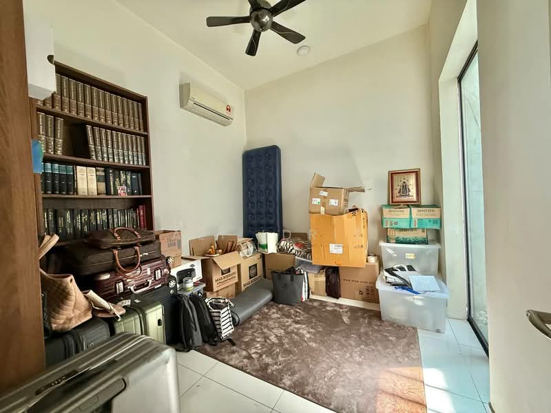 Cluster House for Sale in Telok Panglima Garang (Selangor) - Ali Idris - Study - PropertyGuru.com.my