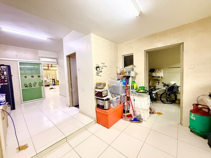 2-storey Terraced House for Sale in Bandar Teknologi Kajang (Kajang) - Ilman Nahri - Kitchen - PropertyGuru.com.my