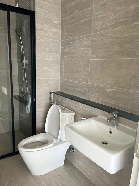 Service Residence for Sale at Edelweiss @ Tropicana Gardens - Josephine Chou - Bathroom - PropertyGuru.com.my