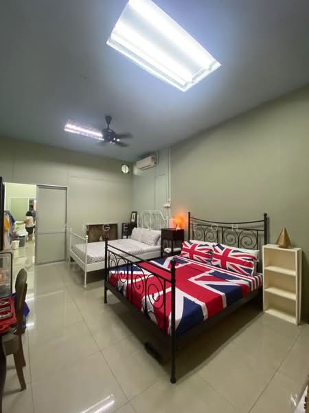 1-storey Terraced House for Sale in George Town (Penang) - Angel Yeoh - Bedroom - PropertyGuru.com.my