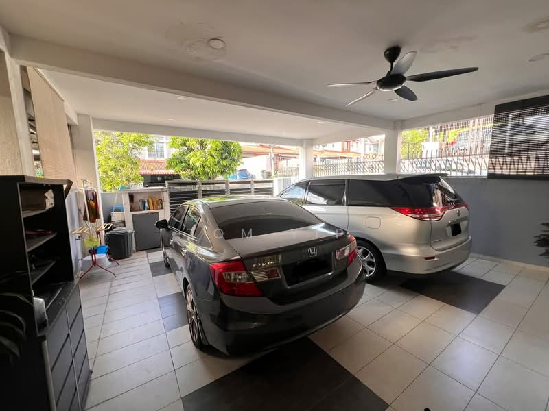 2-storey Terraced House for Sale in Taman Desa Mas (Rawang) - Tom Yip - Car Park - PropertyGuru.com.my