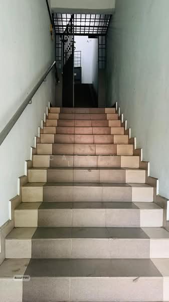 Semi-D Factory for Rent in Klang (Selangor) - Cassey Lim - Entrance - PropertyGuru.com.my