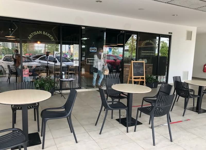 Retail Space for Rent in Bukit Jelutong (Shah Alam) - Asman Samsudin - Exterior - PropertyGuru.com.my