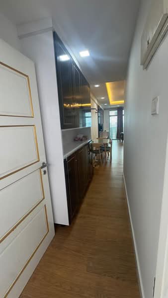 Pangsapuri untuk Dijual di Bayu Tiara - C.H. Lee - Corridor - PropertyGuru.com.my