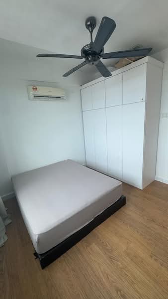 Pangsapuri untuk Dijual di Bayu Tiara - C.H. Lee - Bedroom - PropertyGuru.com.my