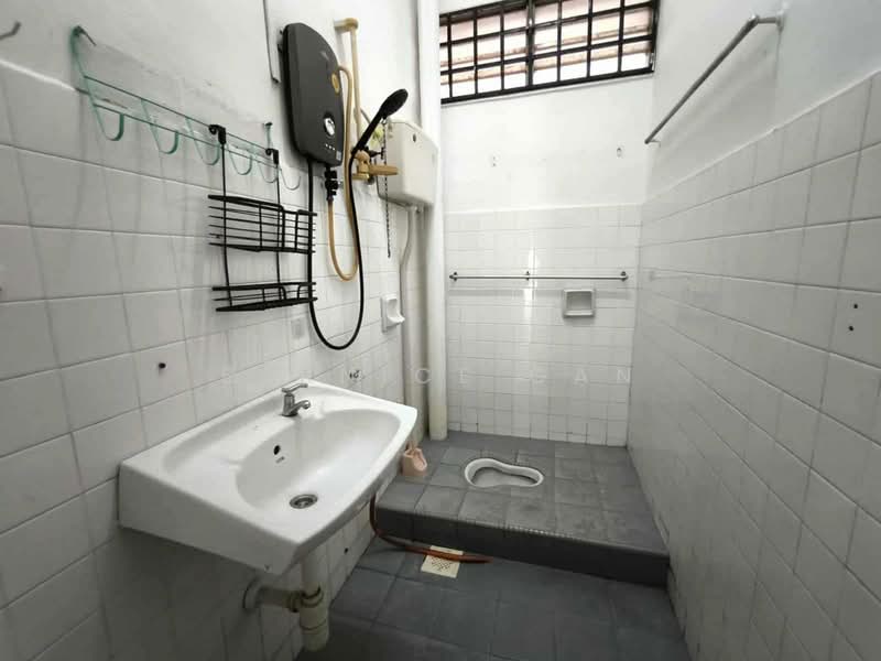 Rumah Teres 1 Tingkat untuk Dijual di Taman Rinting (Masai) - Bernice Gan - PropertyGuru.com.my