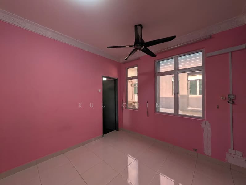 Rumah Kluster untuk Dijual di Taman Lagenda Putra (Kulai) - Kuu Chin - PropertyGuru.com.my