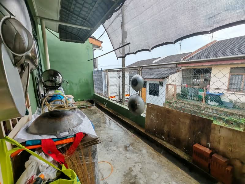 Rumah Teres 1 Tingkat untuk Dijual di Taman Puteri Wangsa (Ulu Tiram) - Xuelly Cheong - Exterior - PropertyGuru.com.my