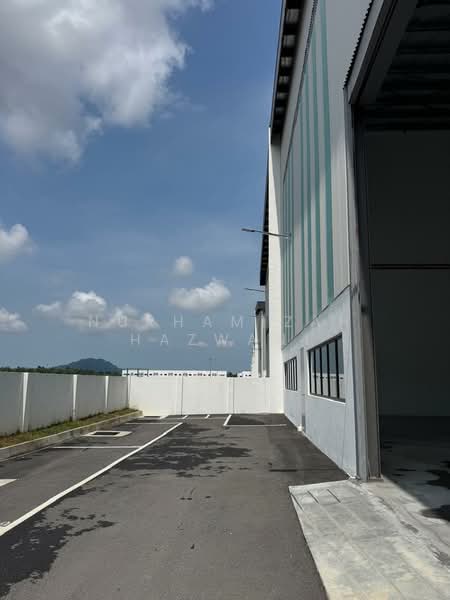 Factory for Rent in Banting (Selangor) - NURHAMIZAH HAZWANI - Exterior - PropertyGuru.com.my