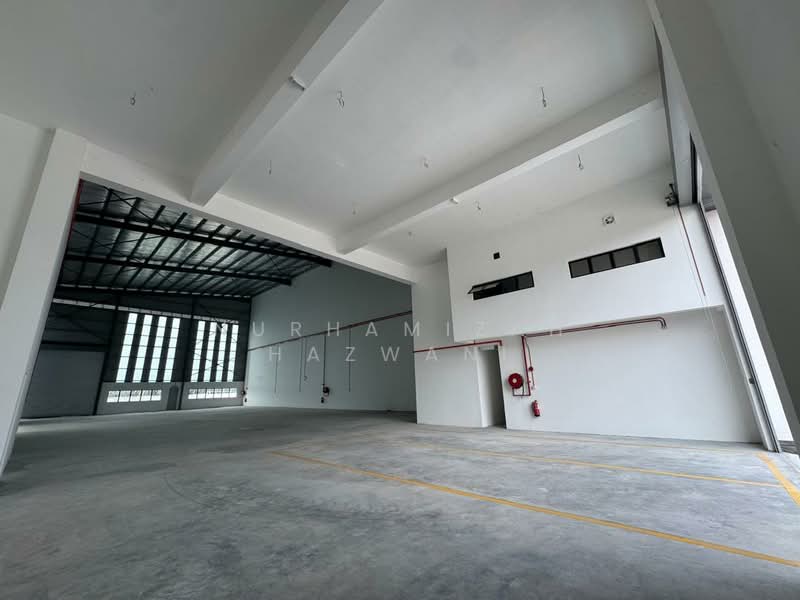 Factory for Rent in Banting (Selangor) - NURHAMIZAH HAZWANI - Interior - PropertyGuru.com.my