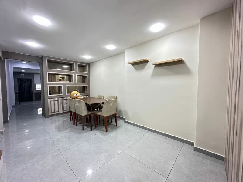 Rumah Teres 2 Tingkat untuk Dijual di Taman Bukit Rawang Jaya (Rawang) - Danny Wong - Dining Room - PropertyGuru.com.my