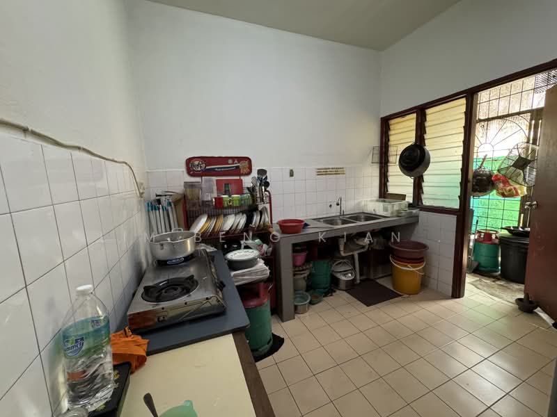 2-storey Terraced House for Sale in Usj 1 (Subang Jaya) - Lim Beng Kian . - Kitchen - PropertyGuru.com.my