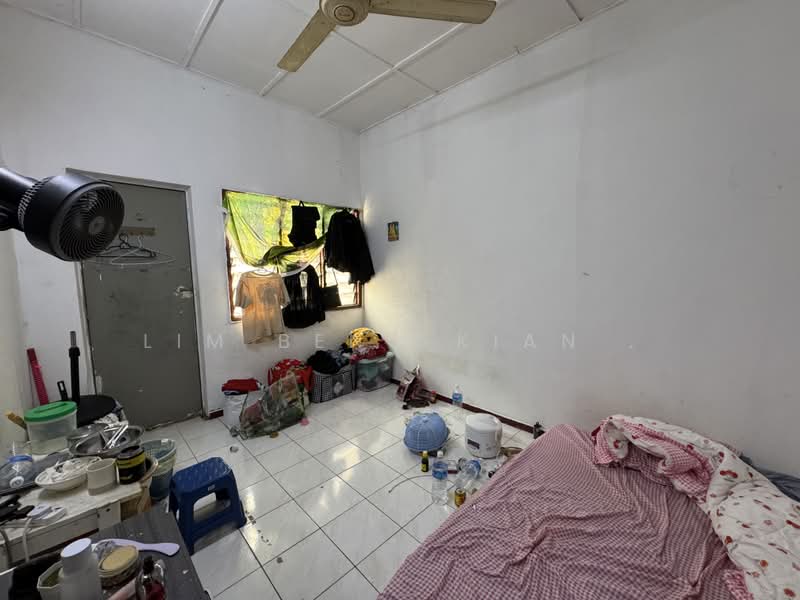 2-storey Terraced House for Sale in Usj 1 (Subang Jaya) - Lim Beng Kian . - Bedroom - PropertyGuru.com.my
