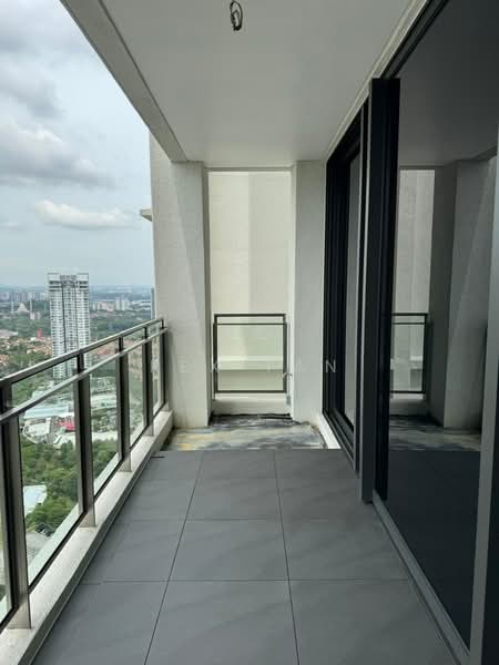 Servis Apartment untuk Disewa di Park Regent @Desa Park City - Rex Tan - Balcony - PropertyGuru.com.my