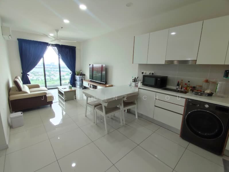 Servis Apartment untuk Disewa di The Glenz @ Glenmarie - Josephine Chou - Living Room - PropertyGuru.com.my