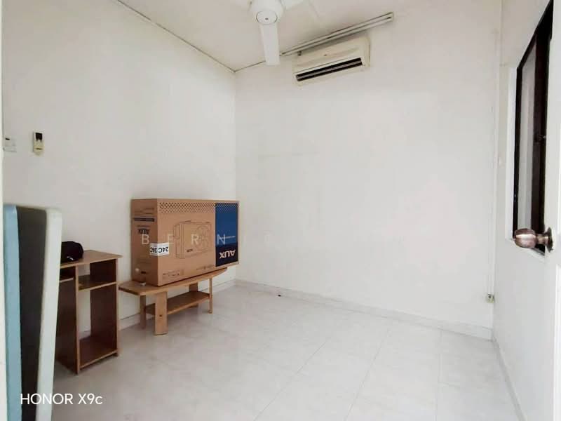 Rumah Teres 2 Tingkat untuk Dijual di Taman Megah Ria (Masai) - Bernice Gan - PropertyGuru.com.my