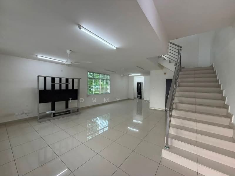 2-storey Terraced House for Sale in Bandar Uda Utama (Johor Bahru) - Tommy Tai - Living Room - PropertyGuru.com.my
